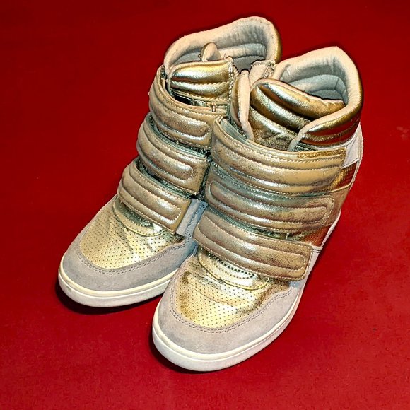 Aldo Women’s Metallic Abina Sneakers - Picture 1 of 11